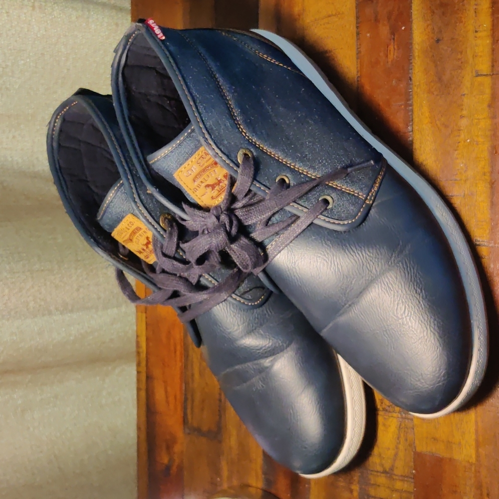 Levi's Chukka Blue Size 12